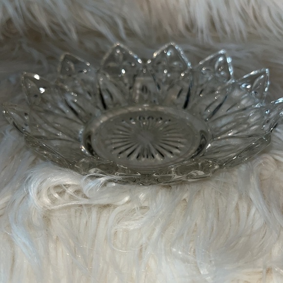 Vintage Federal Clear Glass Flower Petal 5.75” Plate - Picture 2 of 5